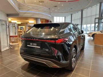 Купить Lexus RX, V Черный 300 2.0 AT (248 л.с.) 4WD от 7800000 ₽. в Оренбурге