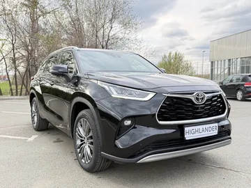 Купить Toyota Highlander, IV (XU70) Черный 2.0 AT (248 л.с.) 4WD от 5900000 ₽. в Оренбурге